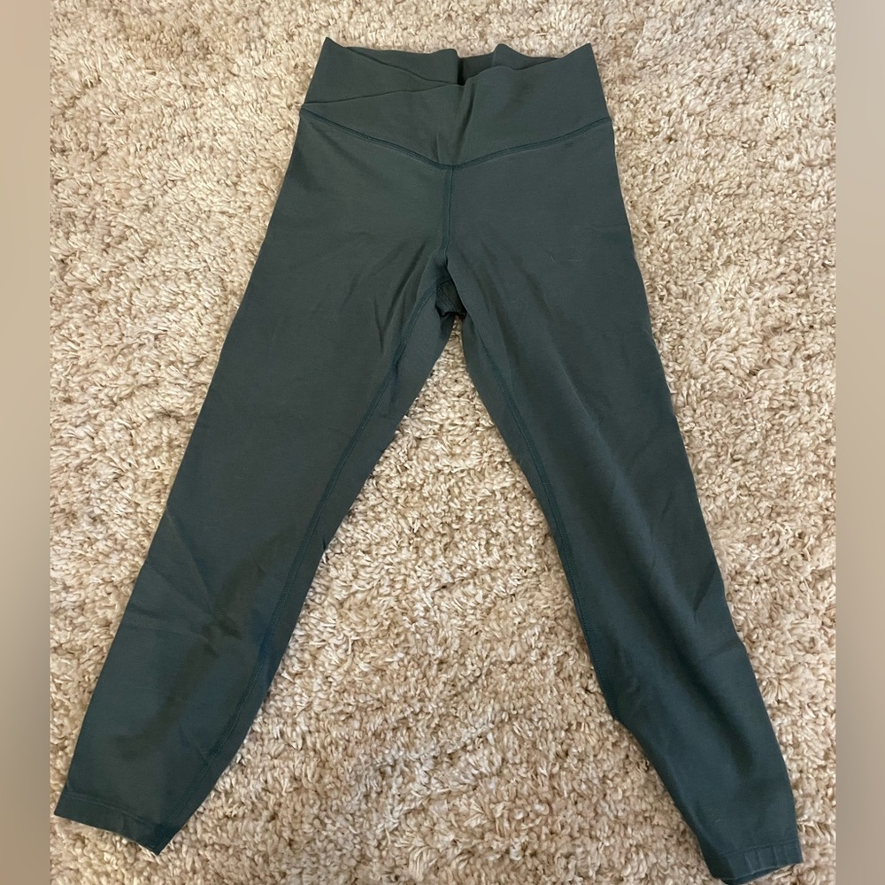 Old Navy PowerChill Crossover Leggings